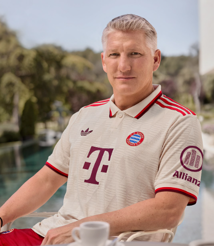 Bayern Munchen 2024/25 Third Jersey