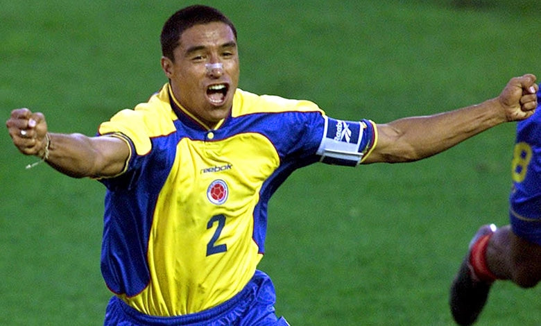 Colombia 2001/02 Home Jersey
