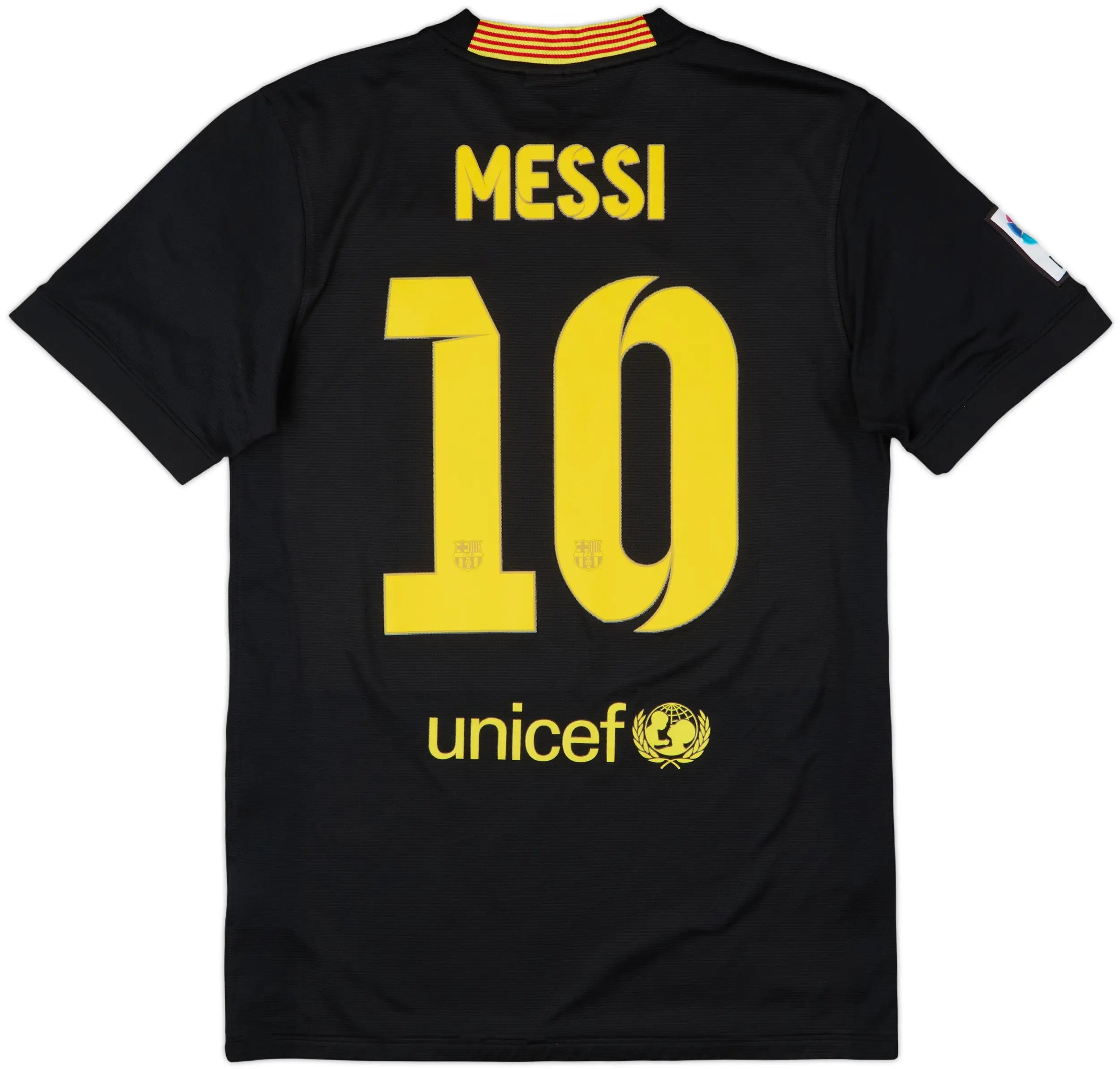 FC Barcelona 2013/14 Third Jersey