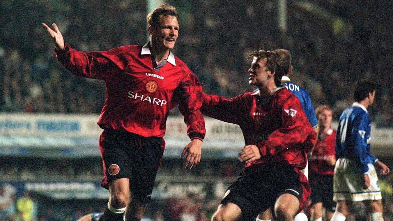 Manchester United 1997/98 Home Jersey