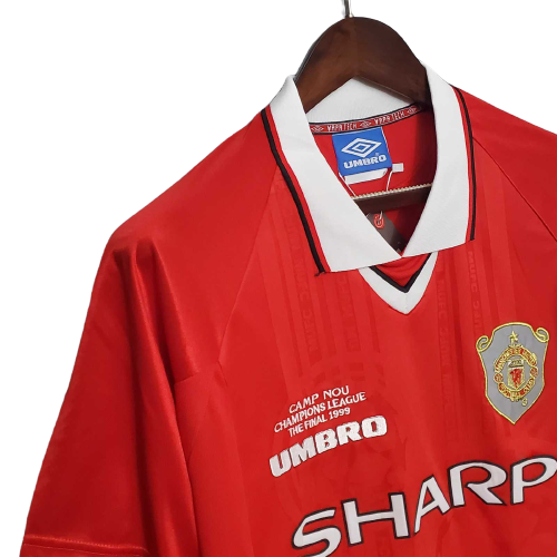 Manchester United 1999/00 Home Jersey